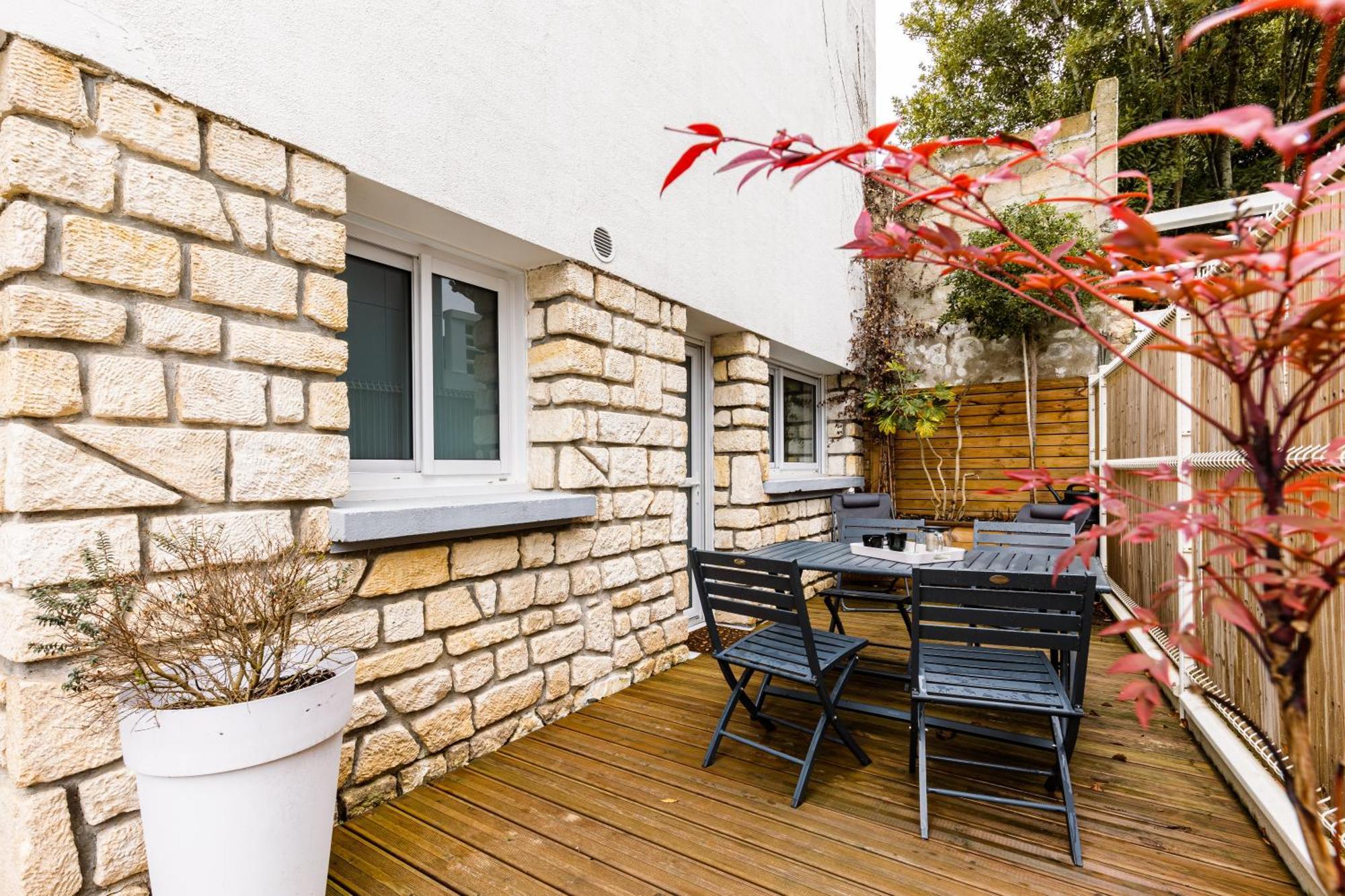 L'Auguste - Appartement Terrasse, 450M De La Plage Royan Exterior photo