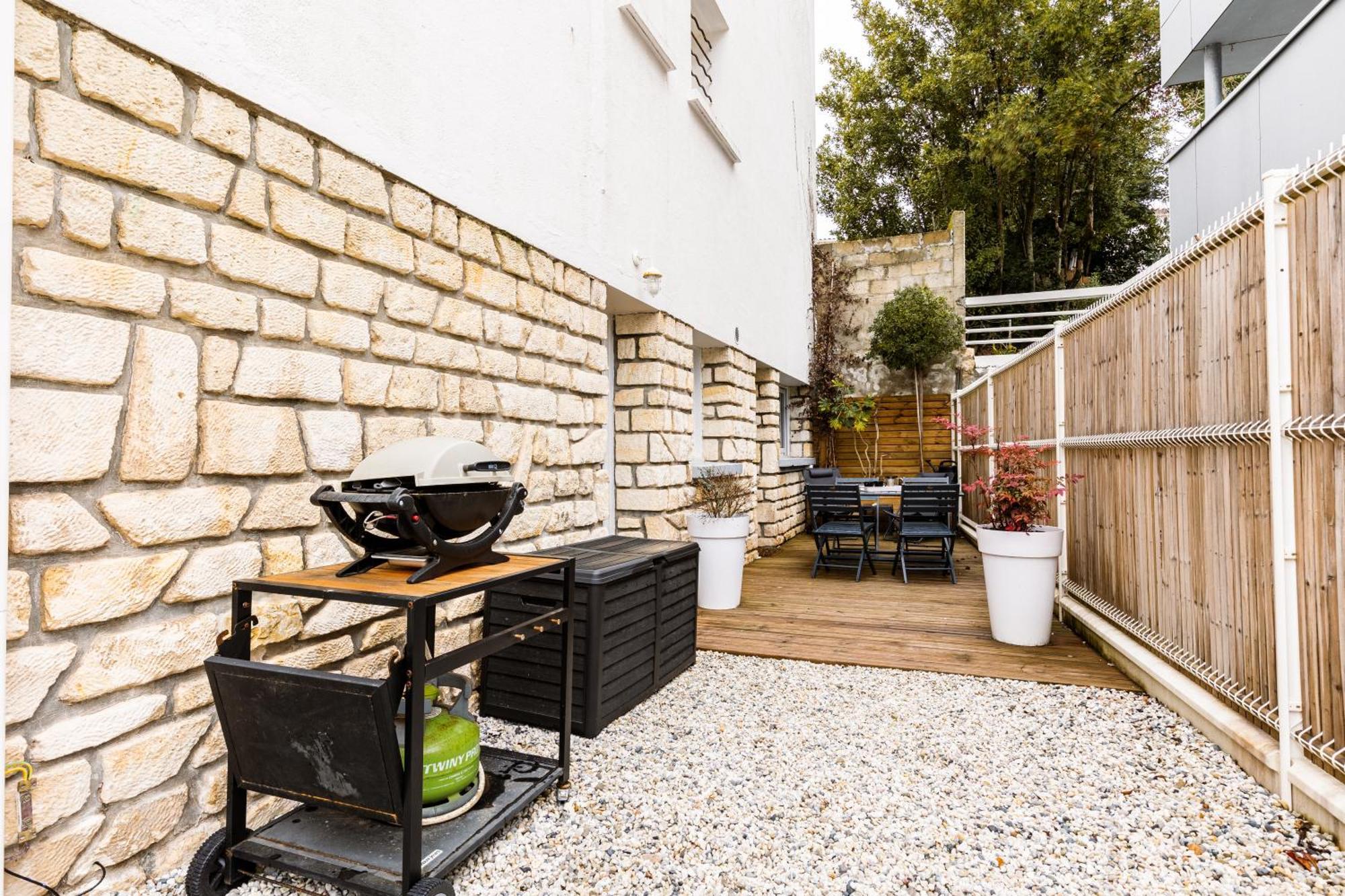 L'Auguste - Appartement Terrasse, 450M De La Plage Royan Exterior photo